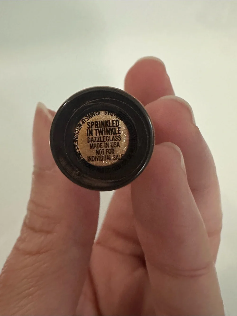 - MAC Cosmetics Dazzleglass Sprinkle In Twinkle nwot